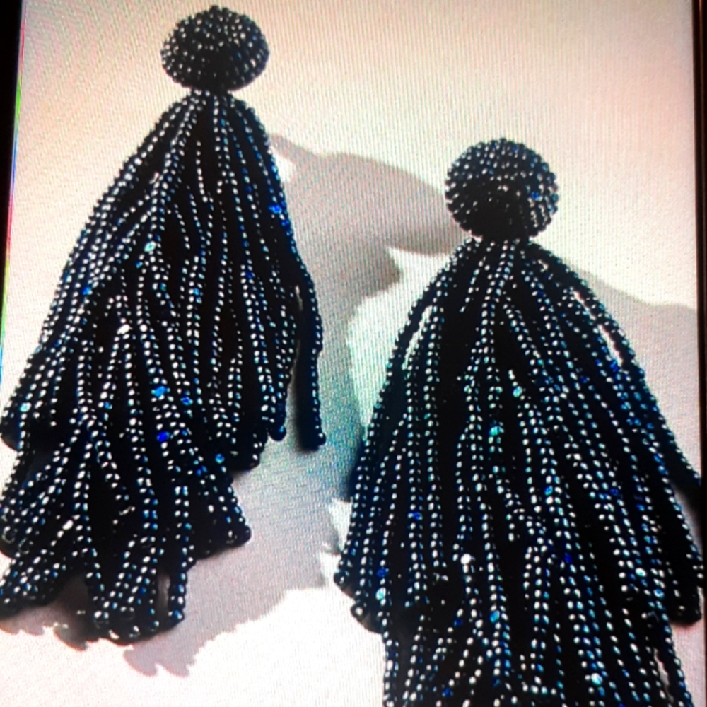 Anthr0plogie Deepa Tasseled earrings